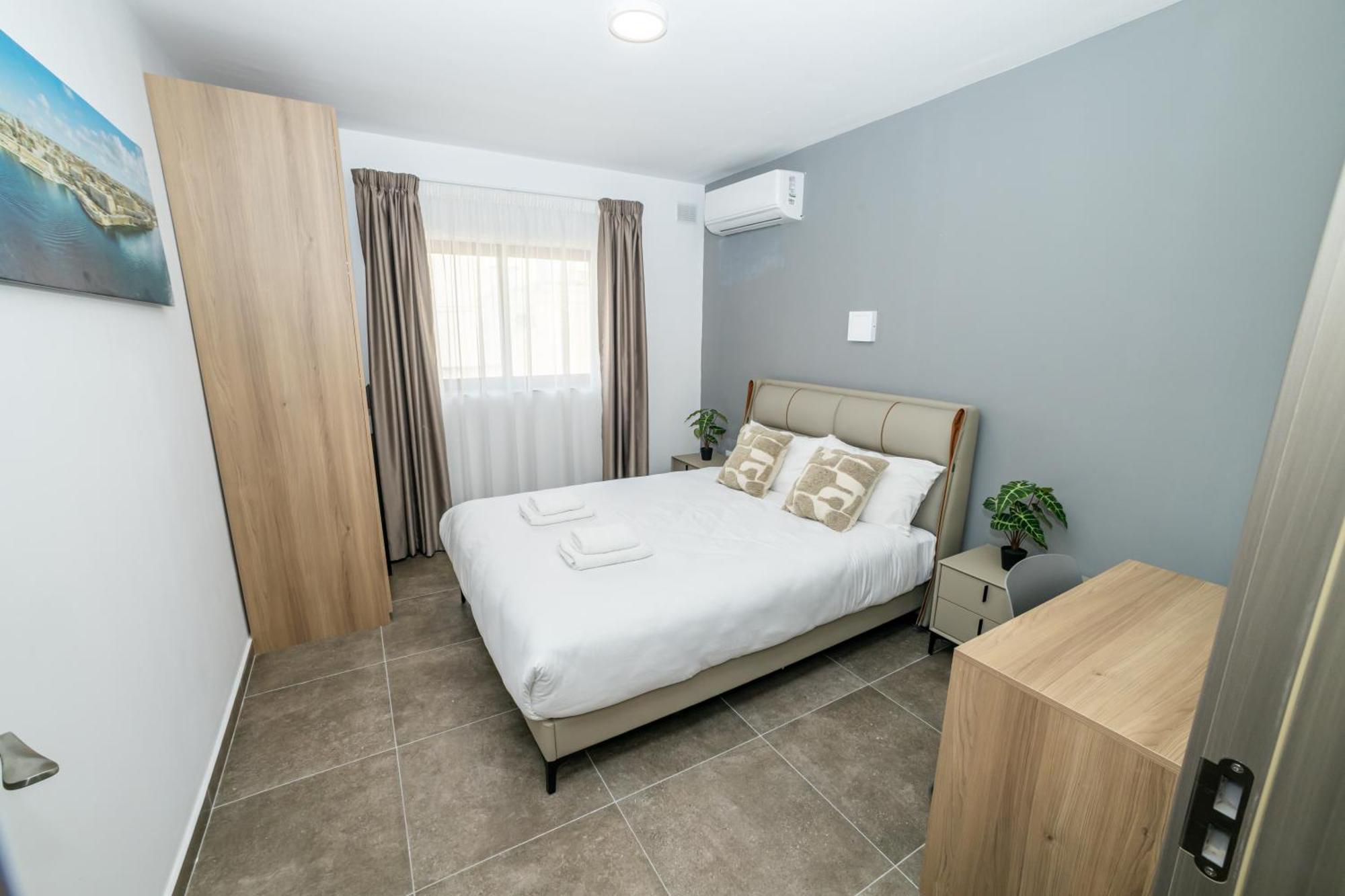 Charming Corner Apartment With Country View 2Br 세인트폴스베이 외부 사진
